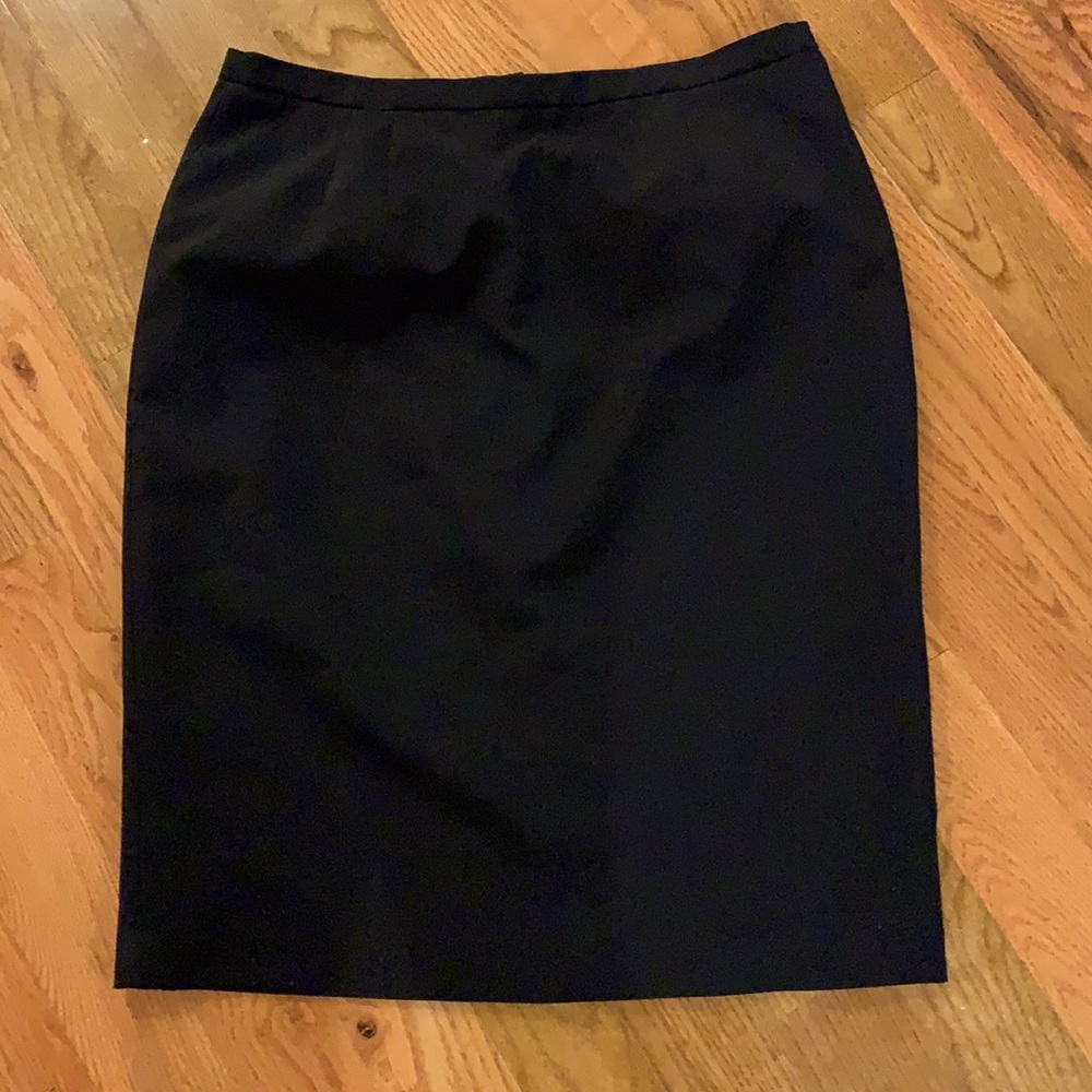 Levine classic skirt